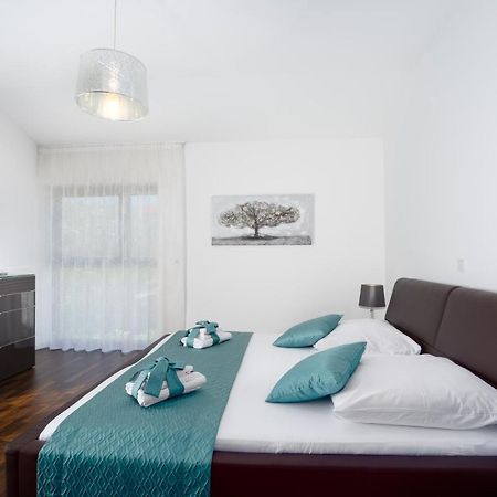 Luxury City Villa Τρογκίρ Εξωτερικό φωτογραφία