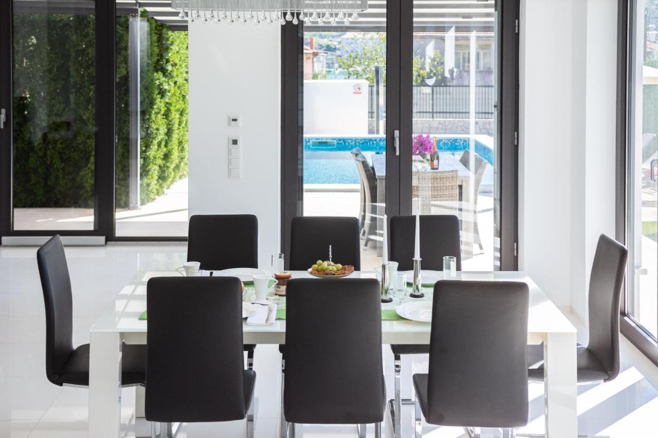 Luxury City Villa Τρογκίρ Εξωτερικό φωτογραφία