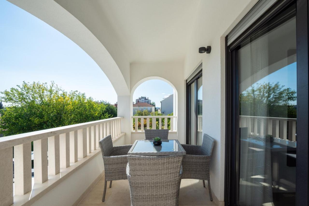 Luxury City Villa Τρογκίρ Εξωτερικό φωτογραφία